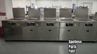 Una mirada más cercana: Limpiador ultrasónico de piezas de automóvil con tanque industrial de 40 KHz y 192 L Limpieza con agua fría